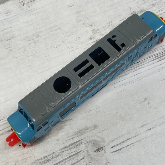 Vintage Ertl Thomas & Friends Blue Diecast Metal Toy Train Diesel D199 1995 - Picture 4 of 6